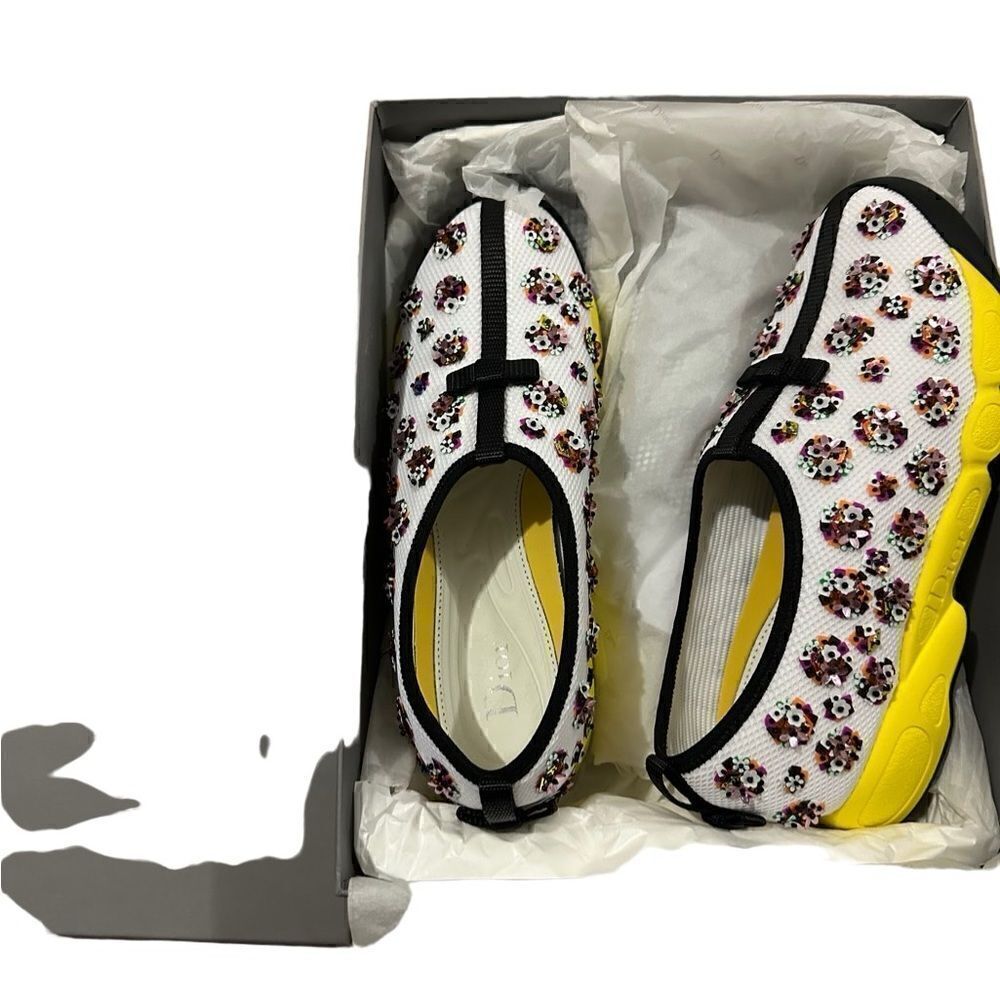 Dior white sneaks size 7.5